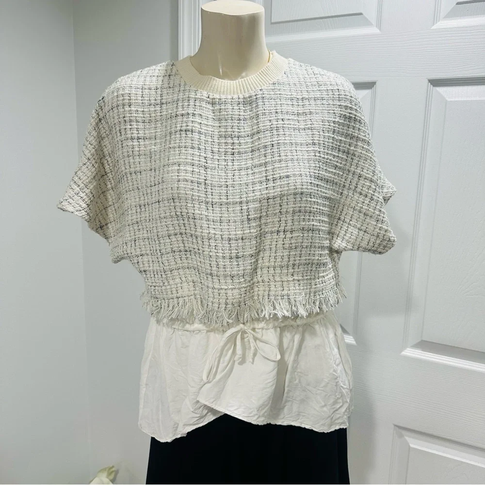 Zara Cream and White Textured Crop Top size 5 - Picture 7 of 7